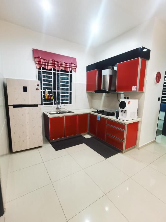 Bandar Melaka Family Bungalow Private Pool Bbq Wifi Netflix Bagian luar foto