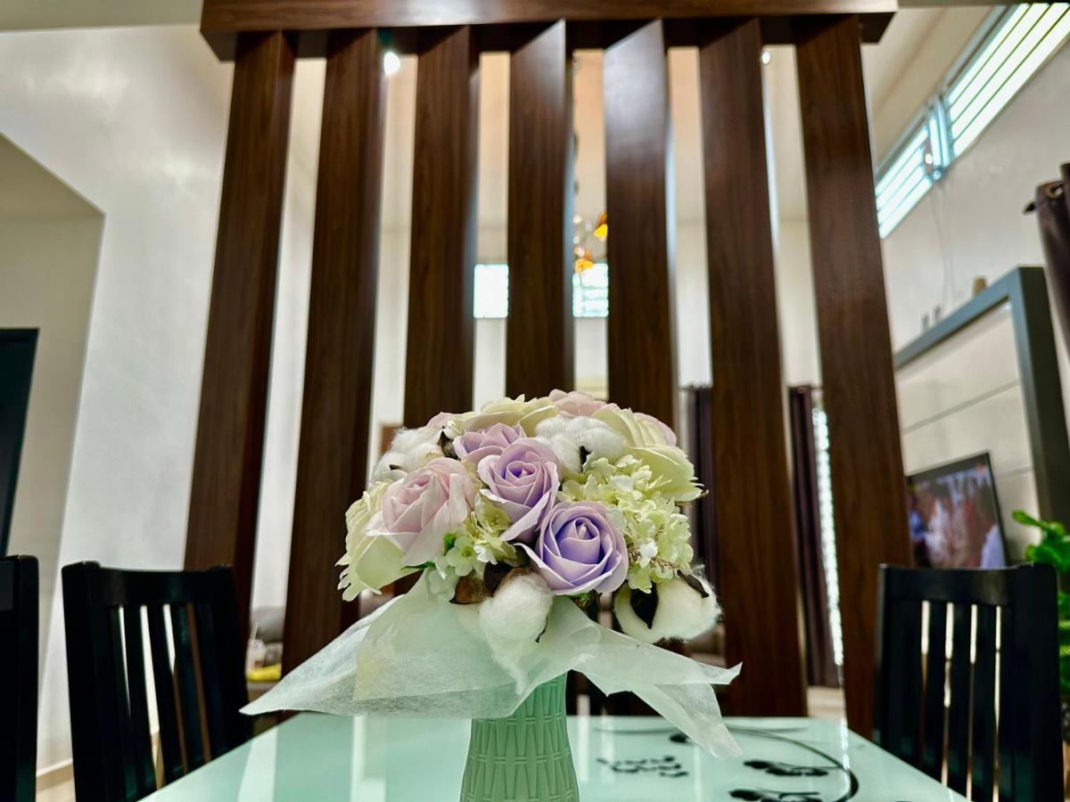 Bandar Melaka Family Bungalow Private Pool Bbq Wifi Netflix Bagian luar foto