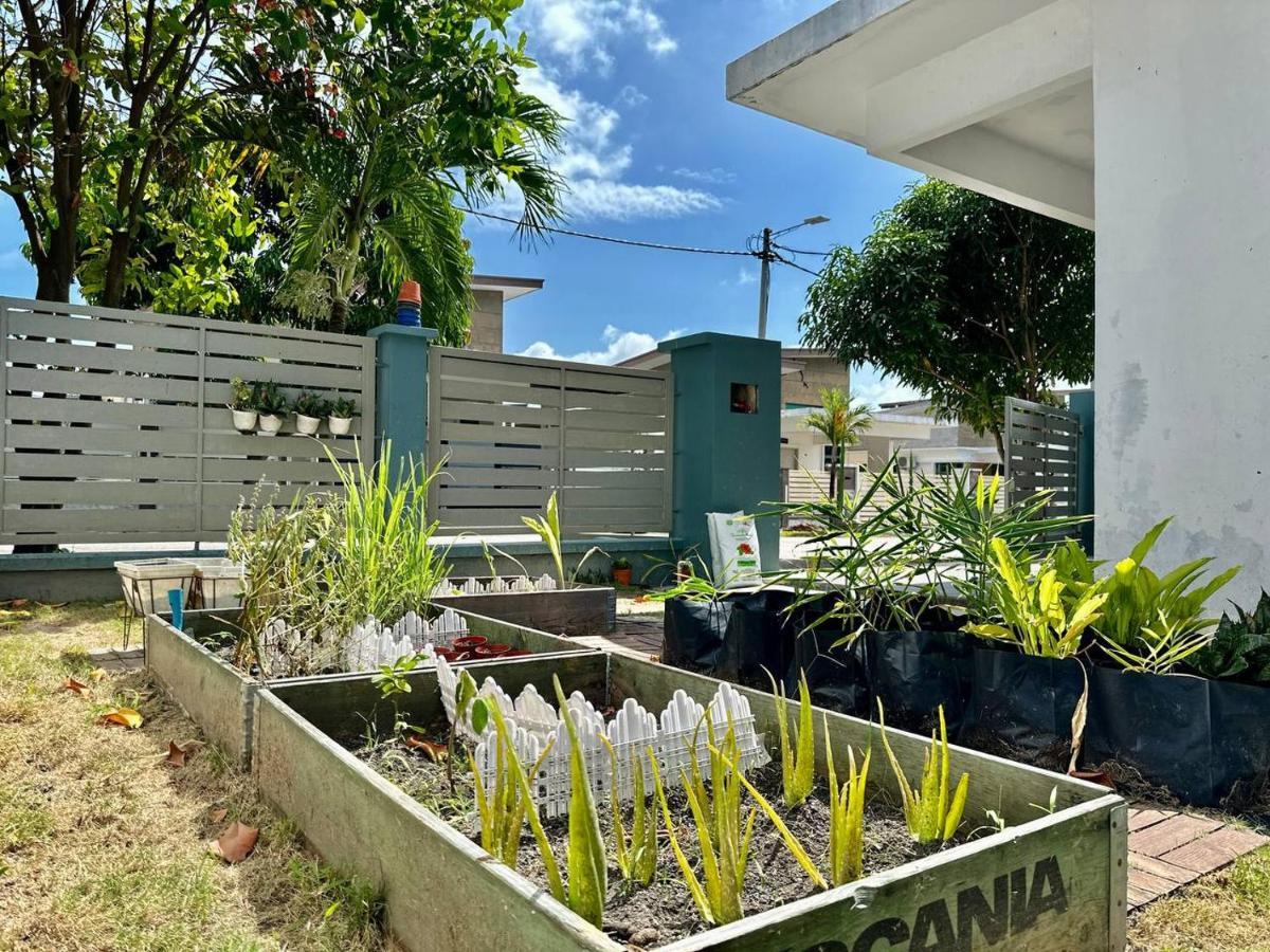 Bandar Melaka Family Bungalow Private Pool Bbq Wifi Netflix Bagian luar foto