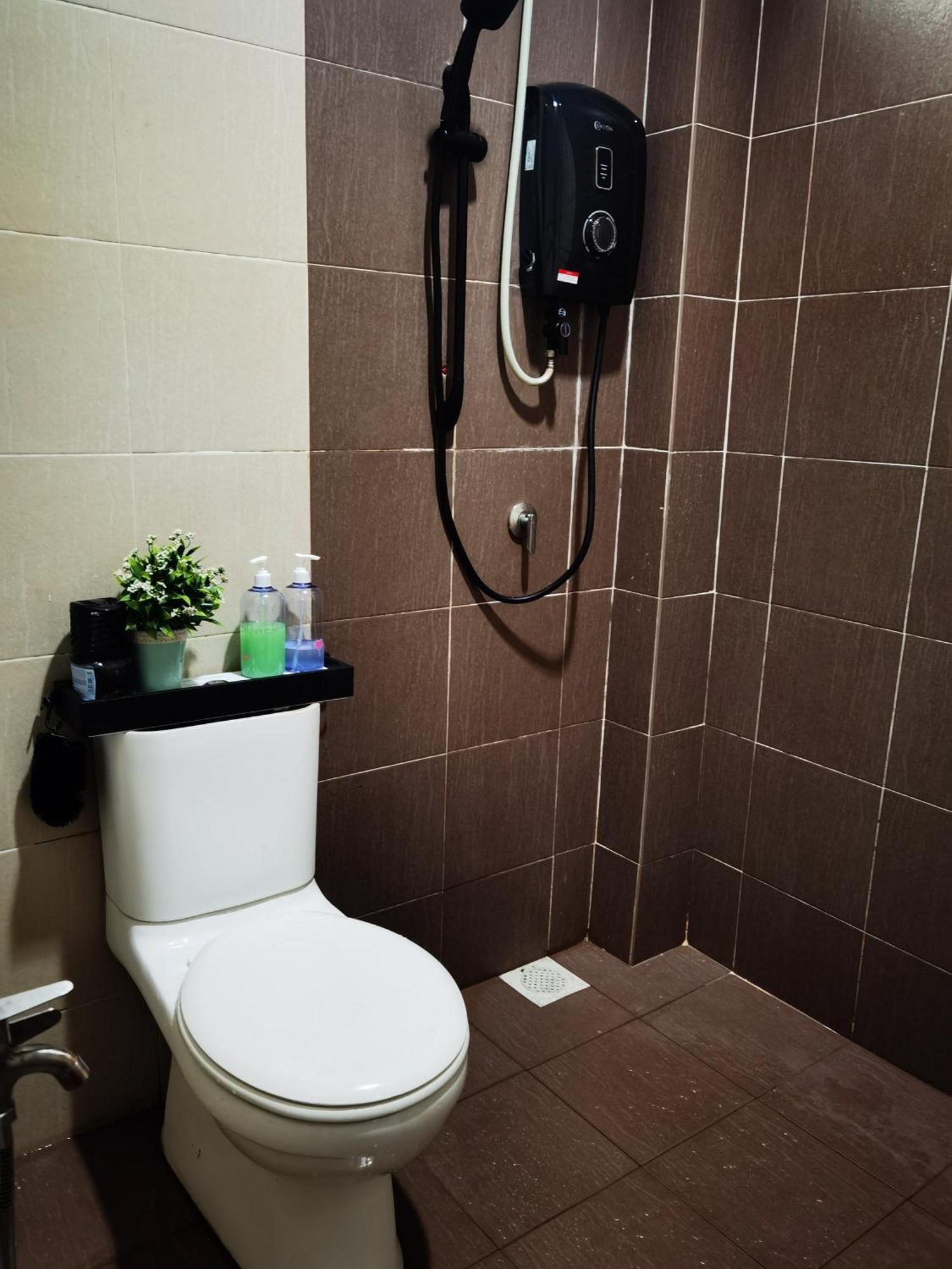 Bandar Melaka Family Bungalow Private Pool Bbq Wifi Netflix Bagian luar foto